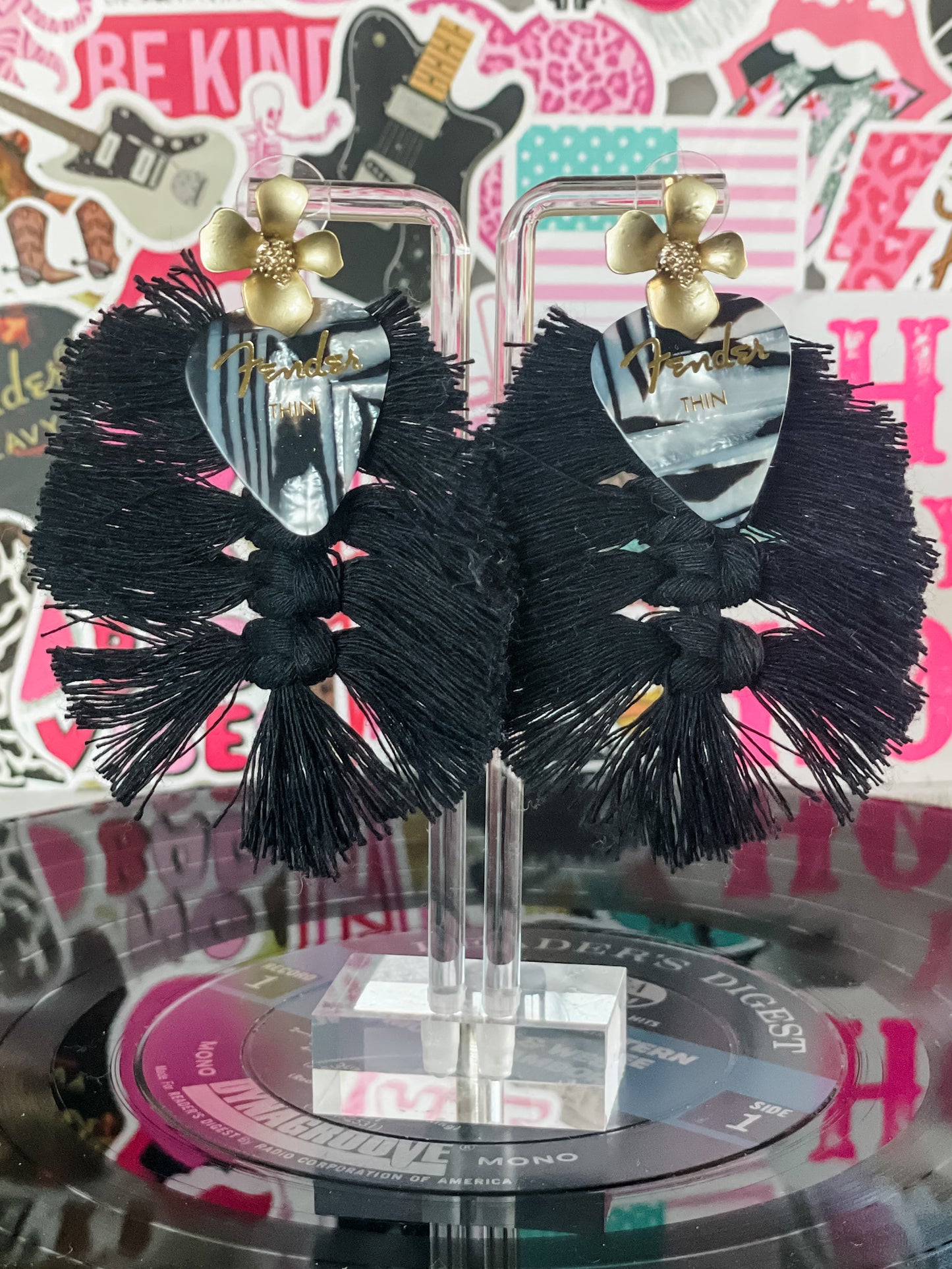 Do the Macarema Earrings - Black